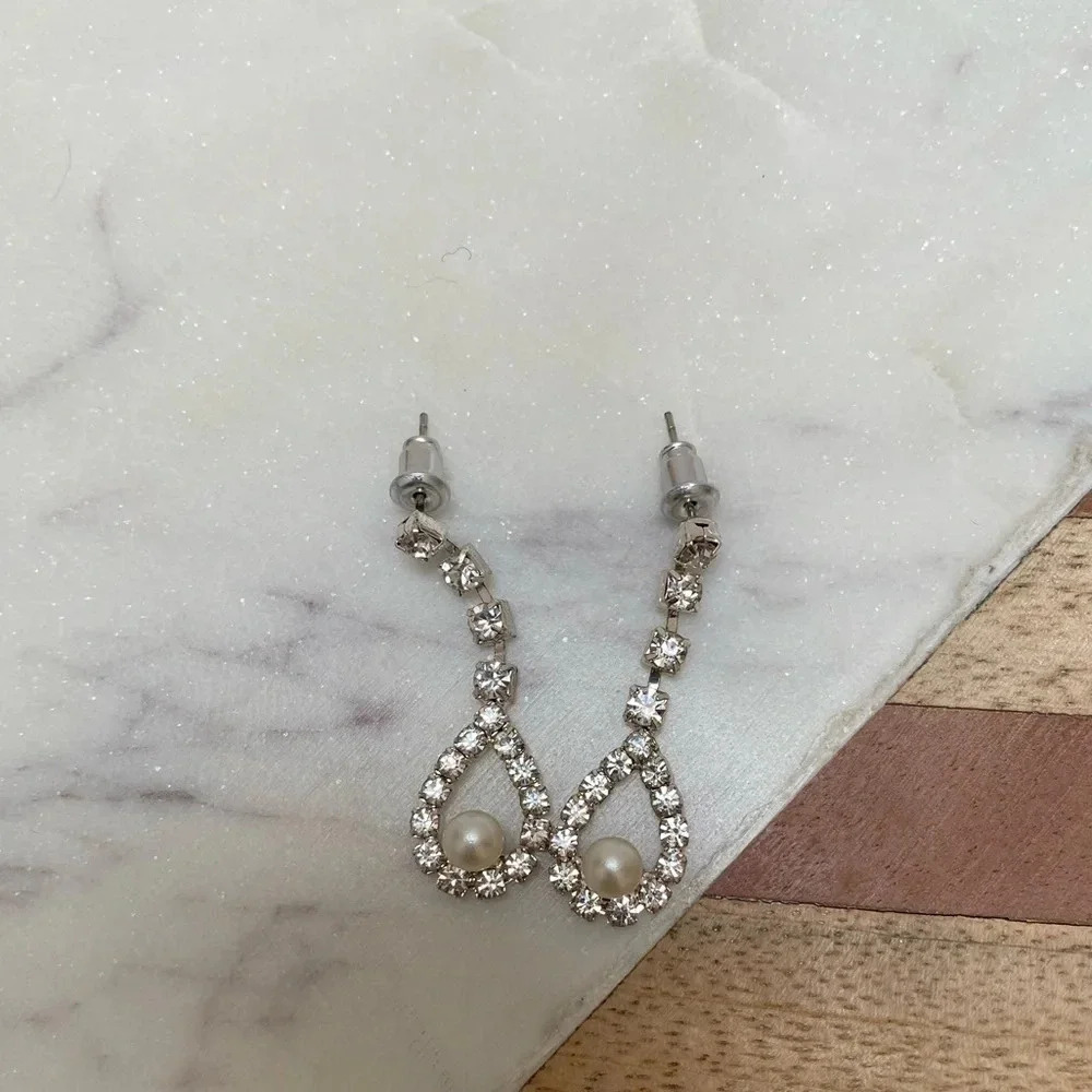 Vintage - Silver Rhinestone Dangling Pearl Earrings
